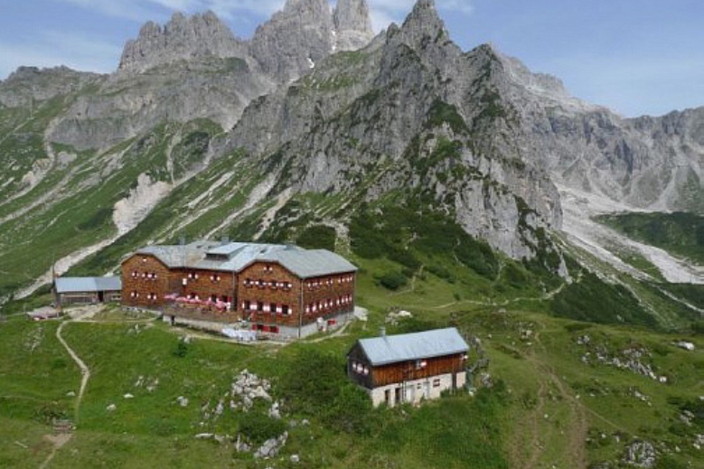 Hotel Trek Safari - King Dachstein Trail pro běžce
